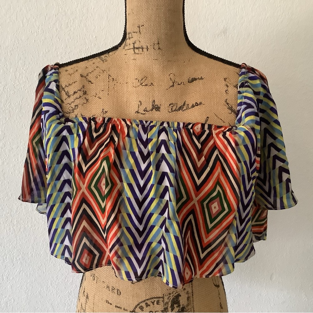NWOT bl^nk London Crop Top, size small